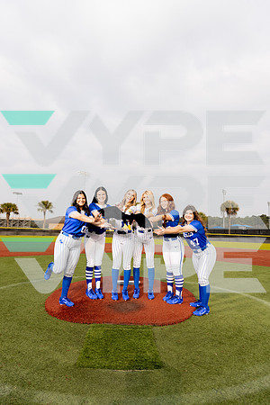 BARBERS_HILL_SFBL_Brookelynn Livanec, Hailey Nutter, Katelynn Cooper, Peyton Heluly, REagan Duty, Sophie Naivar-(DELEON)-2