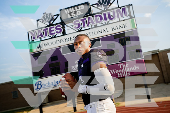 WILLIS_FB_Derek Lagway-(BCC)-4