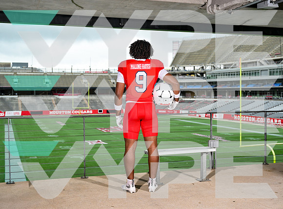 MANVEL_3595-(STRANGE)
