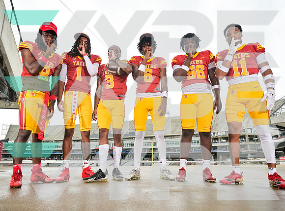 YATES_4384-(STRANGE)
