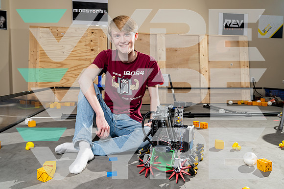 LEGACY_ROBOTICS_Levi Brown_DSC04817-(BCC)