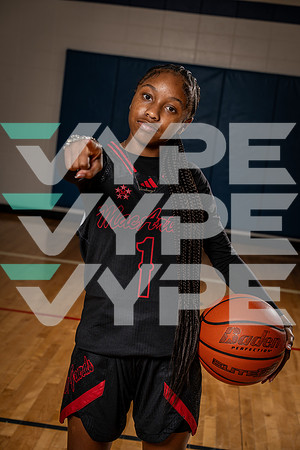 MACARTHUR_GBB_04374-(COLLIER)