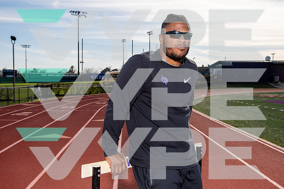 WILLIS_TNF_COACH_-(BCC)
