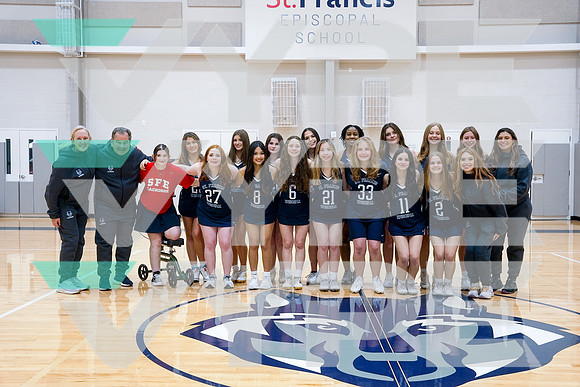 ST_FRANCIS_GLAX-(COLLIER)-02378
