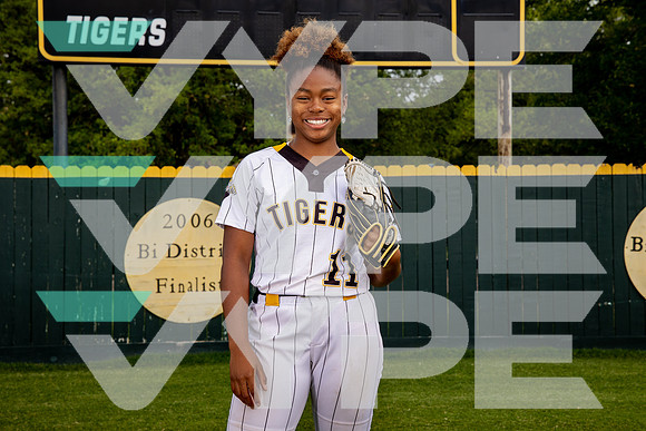 SPRING_WOODS_SFBL_Morgan Banks-(BROWN)
