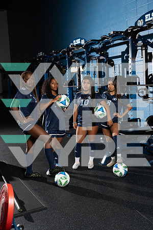 ELSIK_GSOC_00700-(COLLIER)