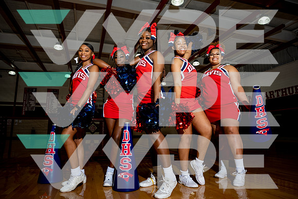 DAVIS_CHEER_00533-(DRISKILL)