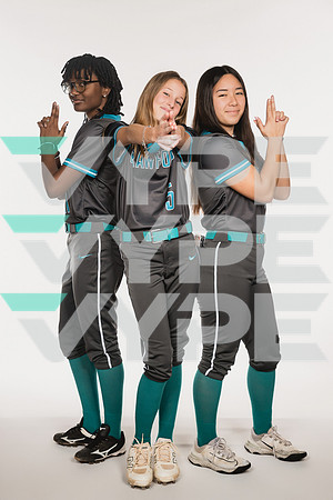 CRAWFORD_SFBL_Adriana Pomales-Ng, Kayda Armelin, Tiffany Rodriguez-(WRIGHT)-8438