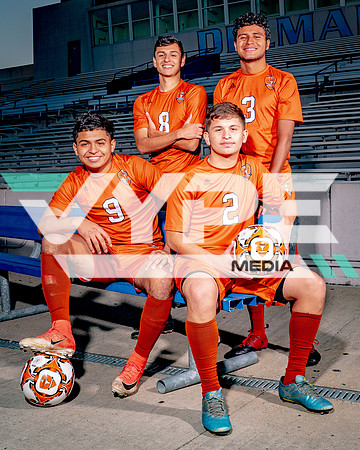Dobie_Alberto Chavez, Illsen Urrutia, Oscar Trevino, Raul Hernandez-84