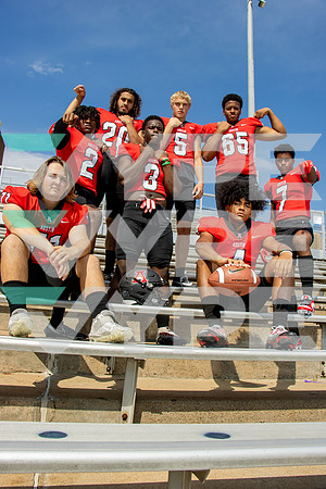 AUSTIN_FB_TEAM_COleman Hammond, Cooper Rodden, Da'Leyon Benard, David Bishop, Hugh Rolls, Kahaled Abdel-Latif, Mason Cress, Roland Wyatt-(COOK)