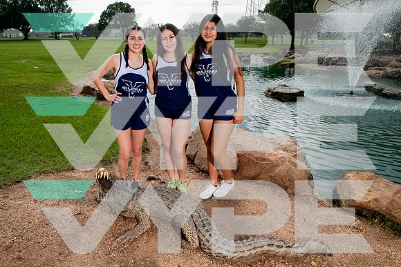 BUSH_XC_TEAM_Ariana Infante, Keila Castillo, Litzy Navarro-(WRIGHT)