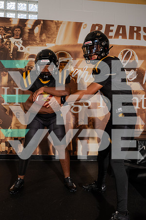 HASTINGS_FB_Madden Harvey, Syncere Nealy-(WRIGHT)