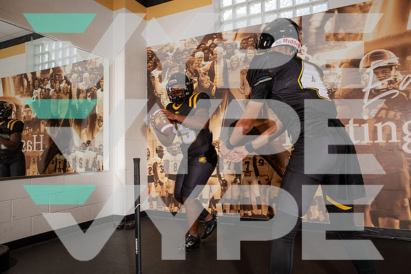 HASTINGS_FB_Madden Harvey, Syncere Nealy-(WRIGHT)-4