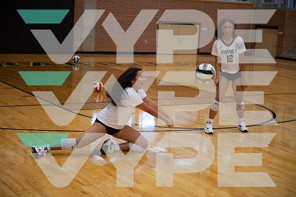 FORNEY_VB_VARSITY_ACTION_-(GRAHAM)-17