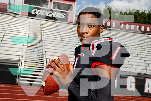 BRAZOS_FB_Jarvse Dickerson-(BCC)-3