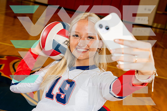 CLEAR_LAKE_VB_Paige Powell-(BCC)-2