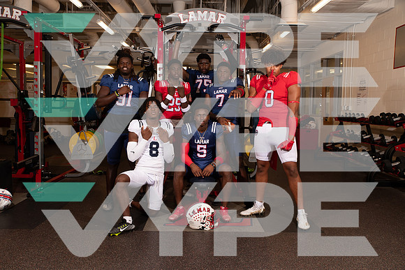LAMAR_FB_TEAM_-(WRIGHT)-3