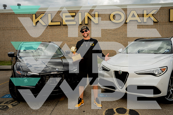 KLEIN_OAK_FB_COACH_-(HARTOJO)