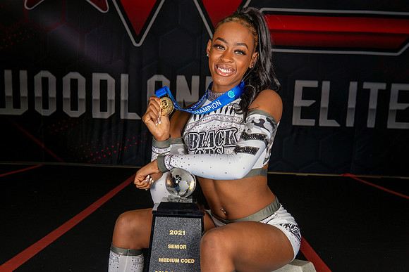 WOODLANDS_ELITE_BLACKOPS_CHEER__05-(LILYCOX)
