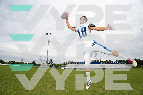 FRASSATI_FOOTBALL_Matthew Padilla-(BCC)-3