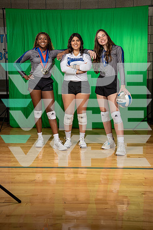 FRASSATI_VOLLEYBALL_Alexis Bodunrin, Marianna Munguia, Natalia Kacprzak-(BCC)-4