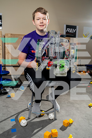 LEGACY_ROBOTICS_Sam Foust_DSC04769-(BCC)