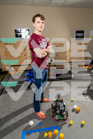LEGACY_ROBOTICS_Courtland Carpenter_DSC04806-(BCC)