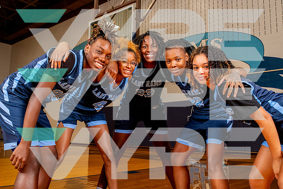ELSIK_GBB_TEAM_Alexandra Brooks, Laylah Keese, Ne' Miah Renfro, Sara William, Trinity Carmouche-(WRIGHT)-2