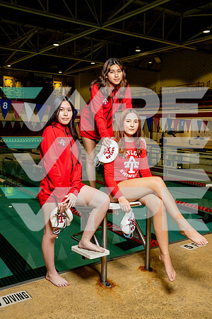 TAYLOR_SWIM_TEAM_Andrea Funes, Kali Howard, Yvonne Ly-(BCC)