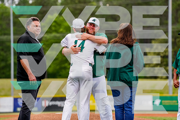 19_TWCA_vs_CRISTOREY_BSBL_SENIORS_Brett Cleveland, Nolan Newcomb_220421-(BCC)