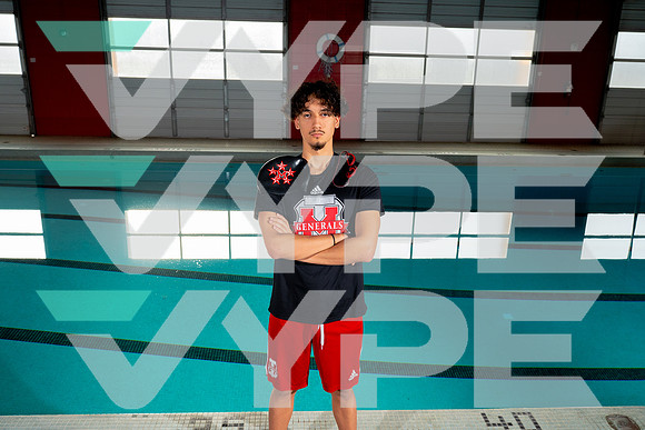 MAC_SWIM_Arthur Zapata-()