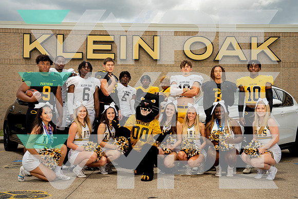 KLEIN_OAK_FB_CHEER_Alexander Marsland, Daymond Anderson, Kaleb Black, Kamryn Durham, Keishaun Wooten, Malachi Oldacre, McKinley Wilson, Ryne Berger, Thomas Payne, Timmy Bakare-(HARTOJO)-2