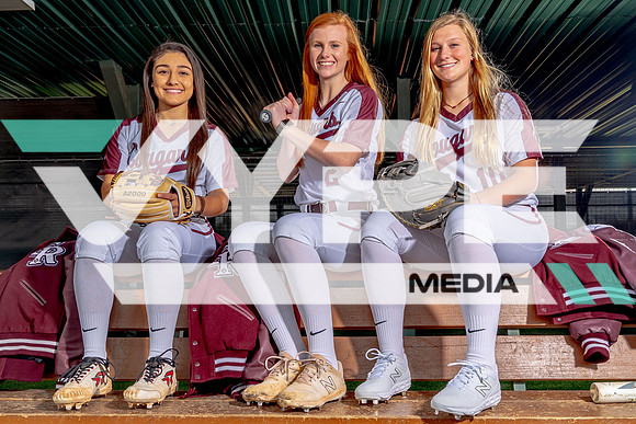 Cinco Ranch_Aliana Marroquin, Caitlyn Bonjonia, Riley Rutherford-5