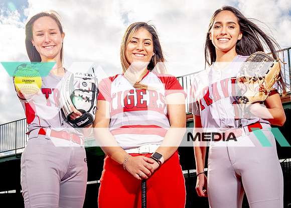 Travis_Madysin Leighton, Noemi Cortez, Rachel Ybarra-88