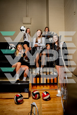 FOSTER_VB_TEAM_Bailey Lechler, Brooke Barnes, Eden Fairfield, Elise Bristol, Skyla Riedel-(HARTOJO)-2