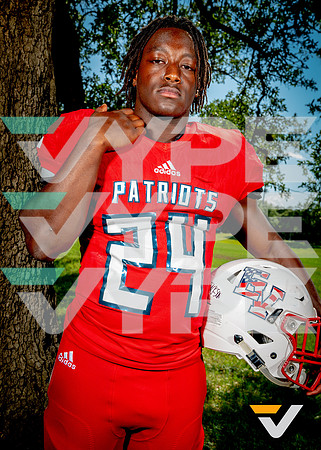 EAST_VIEW_FB_Isaiah Quinton-Jackson_77-(BCC)