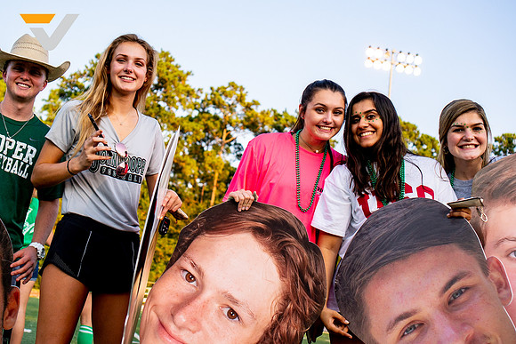 6_JCS_LEGACY_FB_Fans_Anna claire Adam, Hailey Huettel-(BCC)