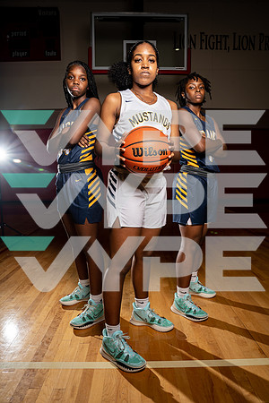 CYPRESS_RANCH_GBB_TEAM_Chelsy Singleton, Lauren McWhite, Tracey Matindu_468-(HARTOJO)