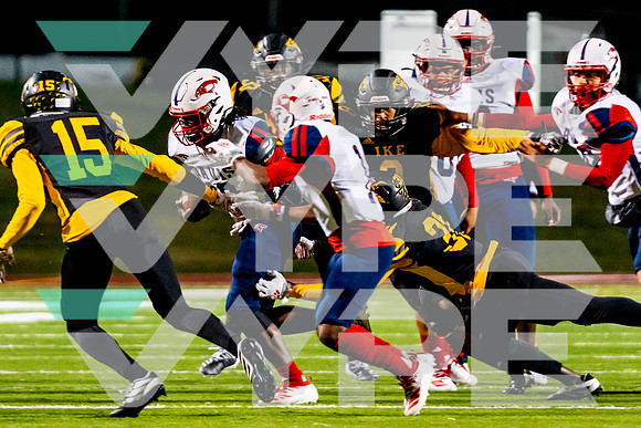 10-DAVIS_IKE_FB__Demarcus Barlow jr.-(BCC)
