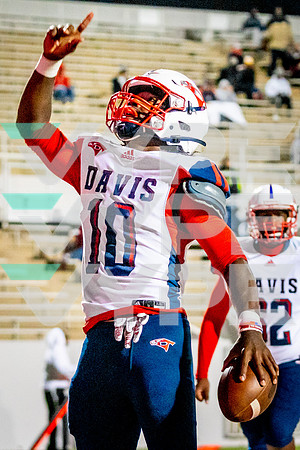 42-DAVIS_FB__Demarcus Barlow jr.-(BCC)