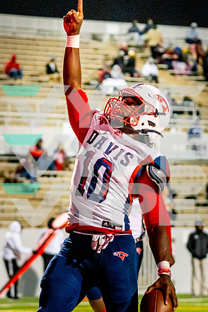 43-DAVIS_FB__Demarcus Barlow jr.-(BCC)