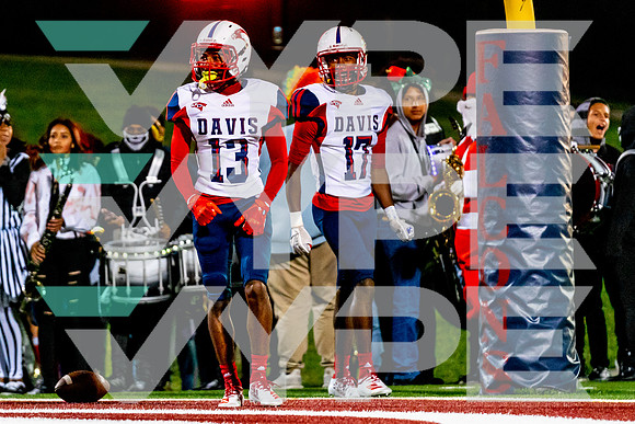 52-DAVIS_FB__Jacob Sampson, Rodney Johnson-(BCC)