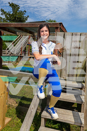 HAMSHIRE-FANNETT_SFBL_Paige Duke_15-(LILYCOX)