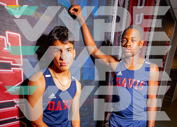 DAVIS_XC_TEAM__103-(LC)_print