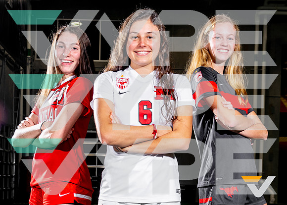 MEMORIAL_GSOC_Blakeley Buckingham, Juliann Kidd, Kelsey Hranicky_256-(BCC)