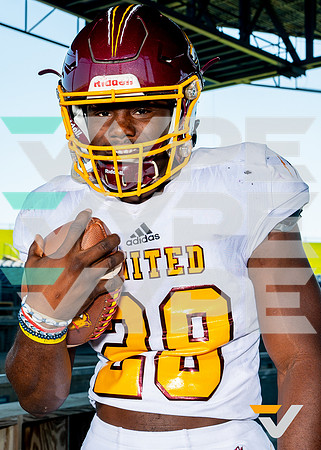 BEAUMONT_UNITED_FB_JAmes Wison_90-(BCC)