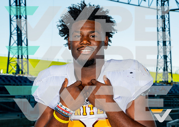 BEAUMONT_UNITED_FB_JAmes Wison_110-(BCC)