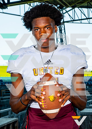 BEAUMONT_UNITED_FB_Zemaiah Vaughn_99-(BCC)
