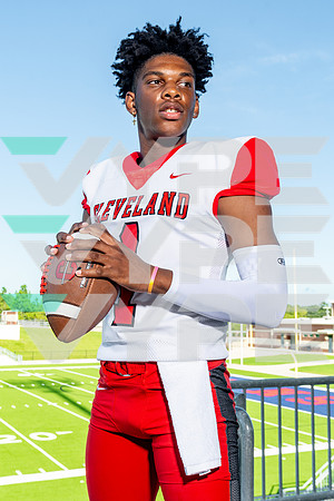 CLEVELAND_FB_Devonte Robertson_179-(BCC)