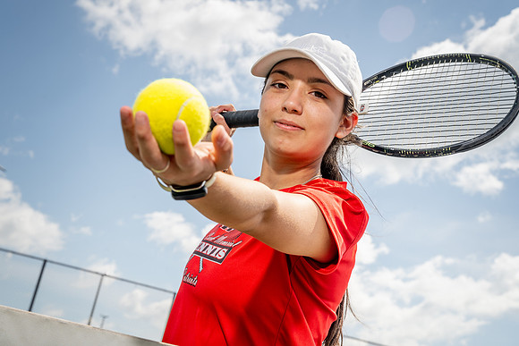 GCM_TENNIS_Lily Cisneros_160-(BCC)